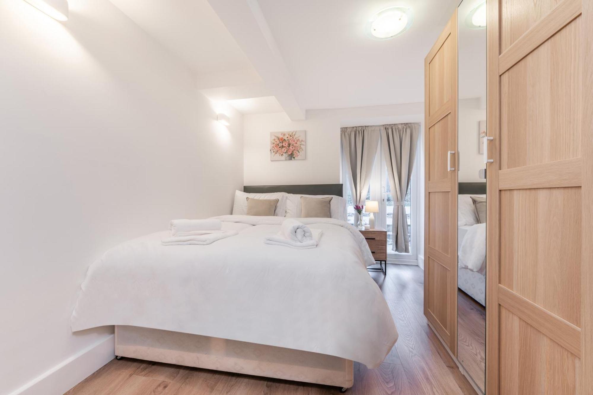 A Golden Haven Retreat In London 아파트 외부 사진