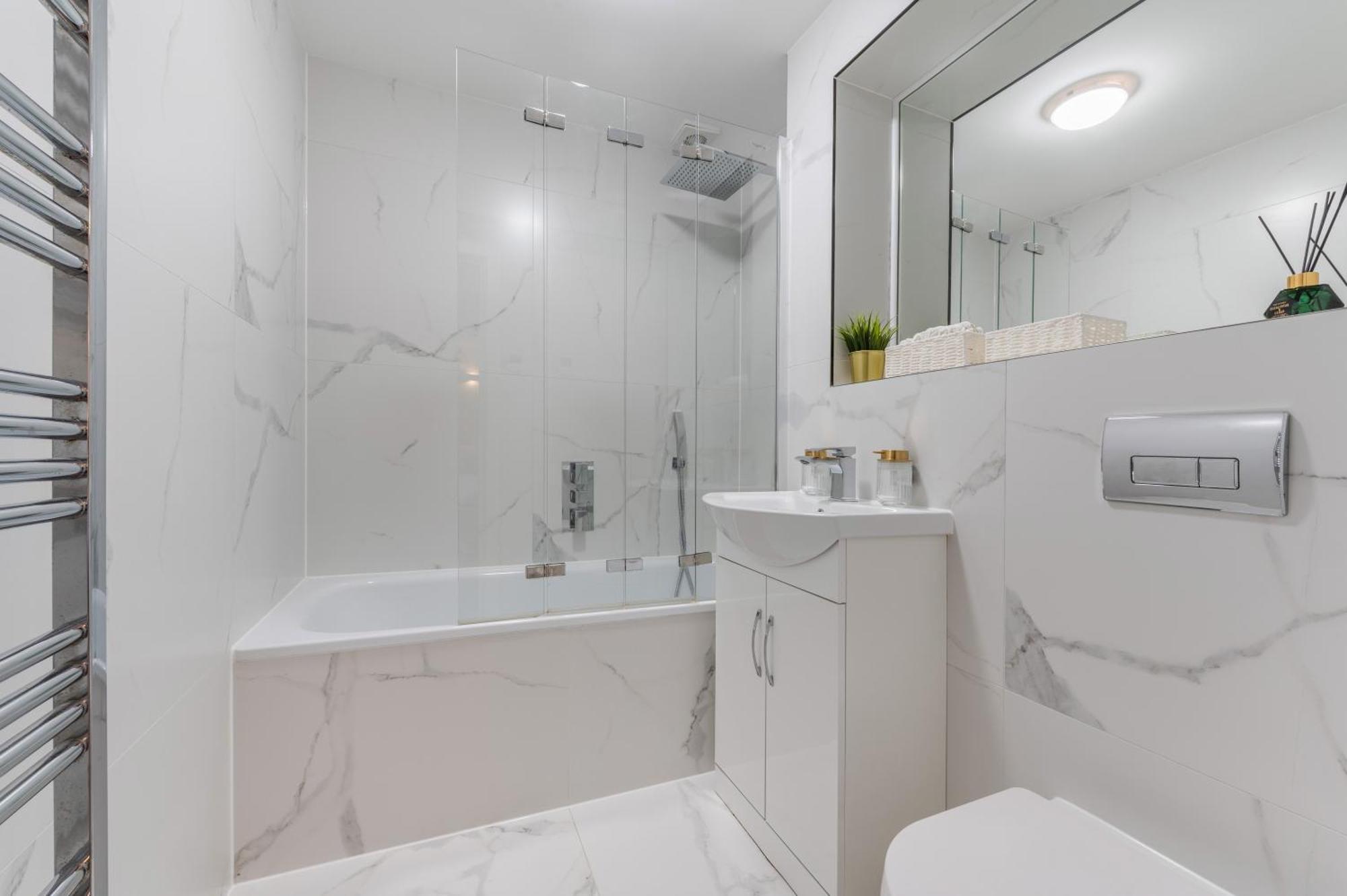 A Golden Haven Retreat In London 아파트 외부 사진